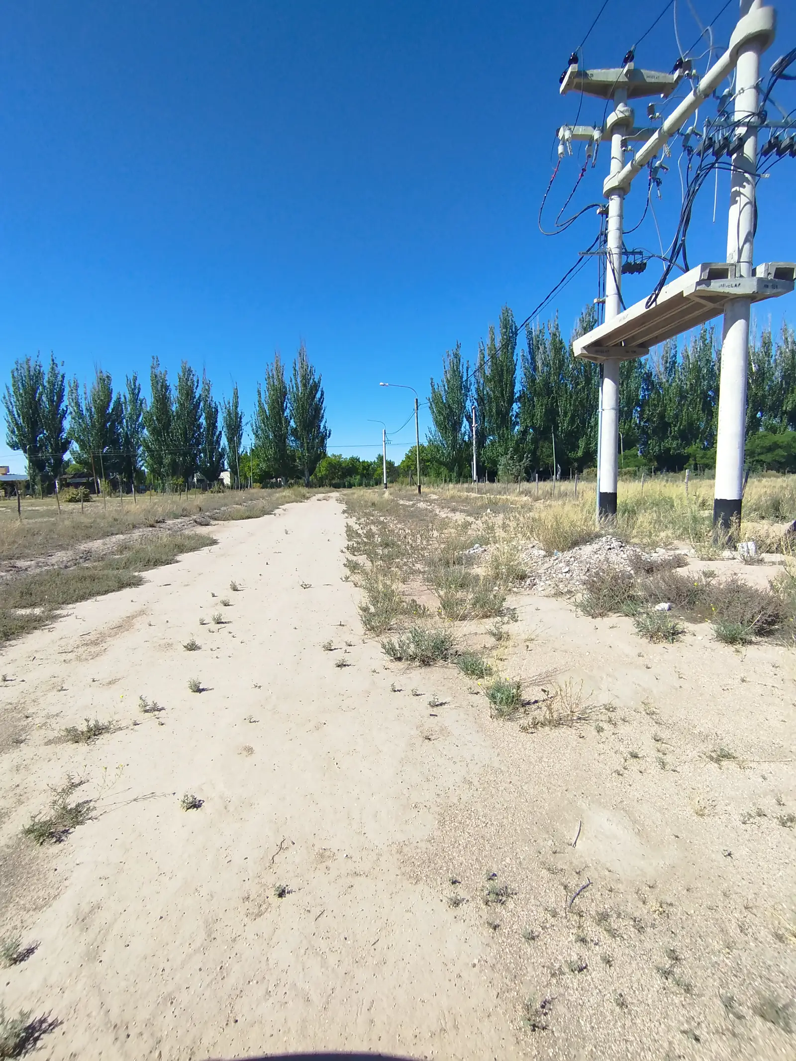 Lote de 2.035 m² en Rama Caída